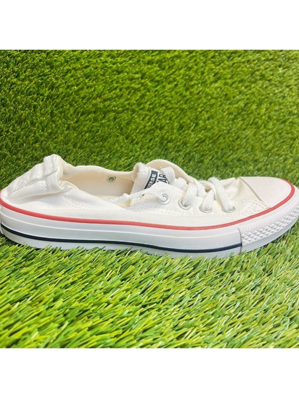 Converse Chuck Taylor All Star Low Women Size 8 White Red Walking Shoes Sneakers